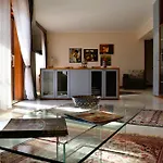 Вилла Sicily In *