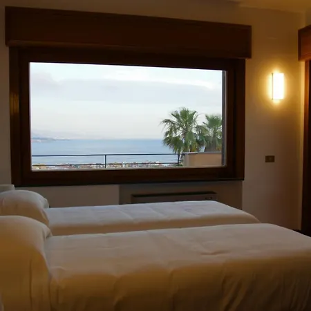 Sicily In * Mesyna